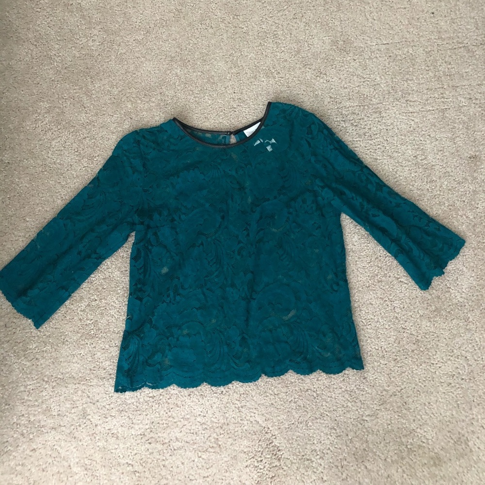 Floral lace 3/4 sleeve blouse